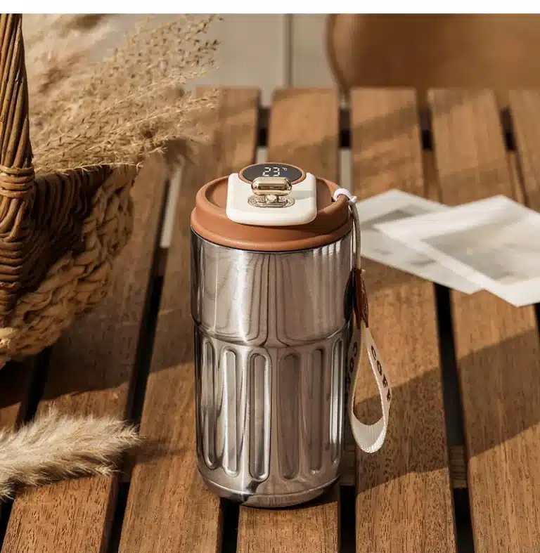Tasse thermos café affichage LED avec anse 23
