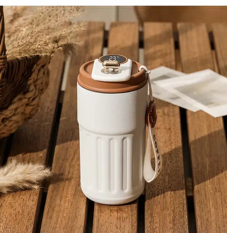 Tasse thermos café affichage LED avec anse 21