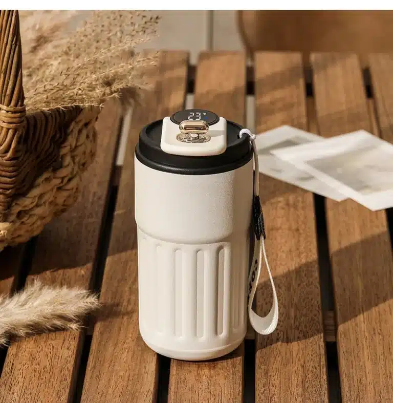 Tasse thermos café affichage LED avec anse 24