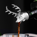Bec verseur Jagermeister – dosage propre des bouteilles