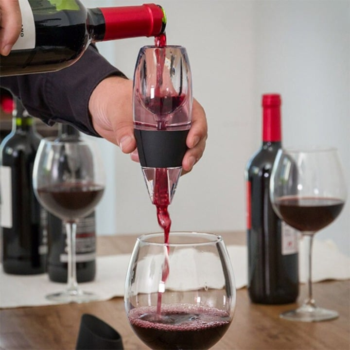 Décanteur à vin – aération rapide et service élégant