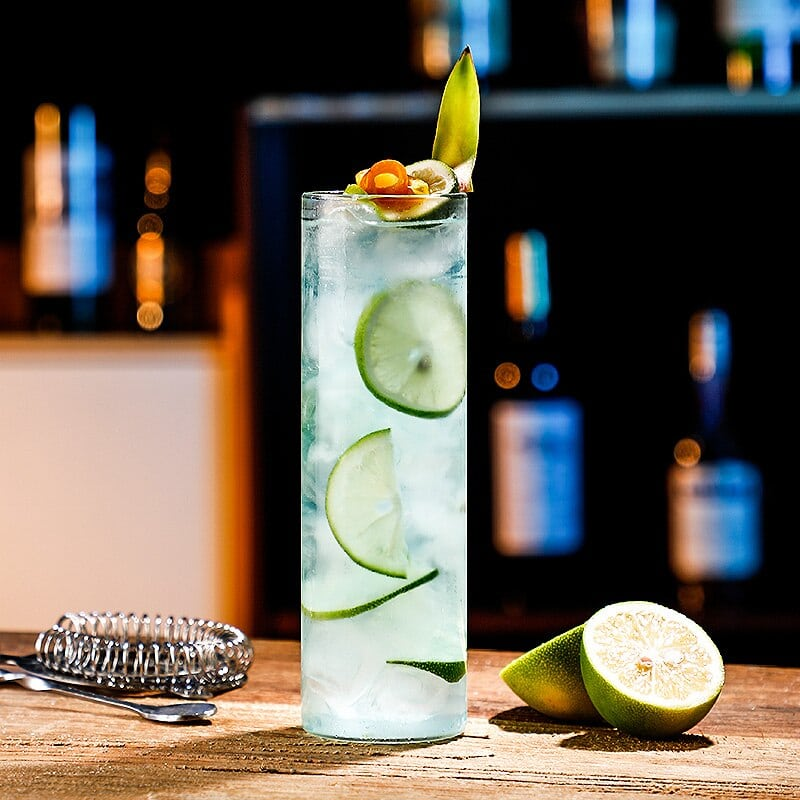 Verre à cocktail design – présentation spectaculaire