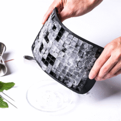 Moule à 160 mini glaçons – silicone grand rendement – vue 1