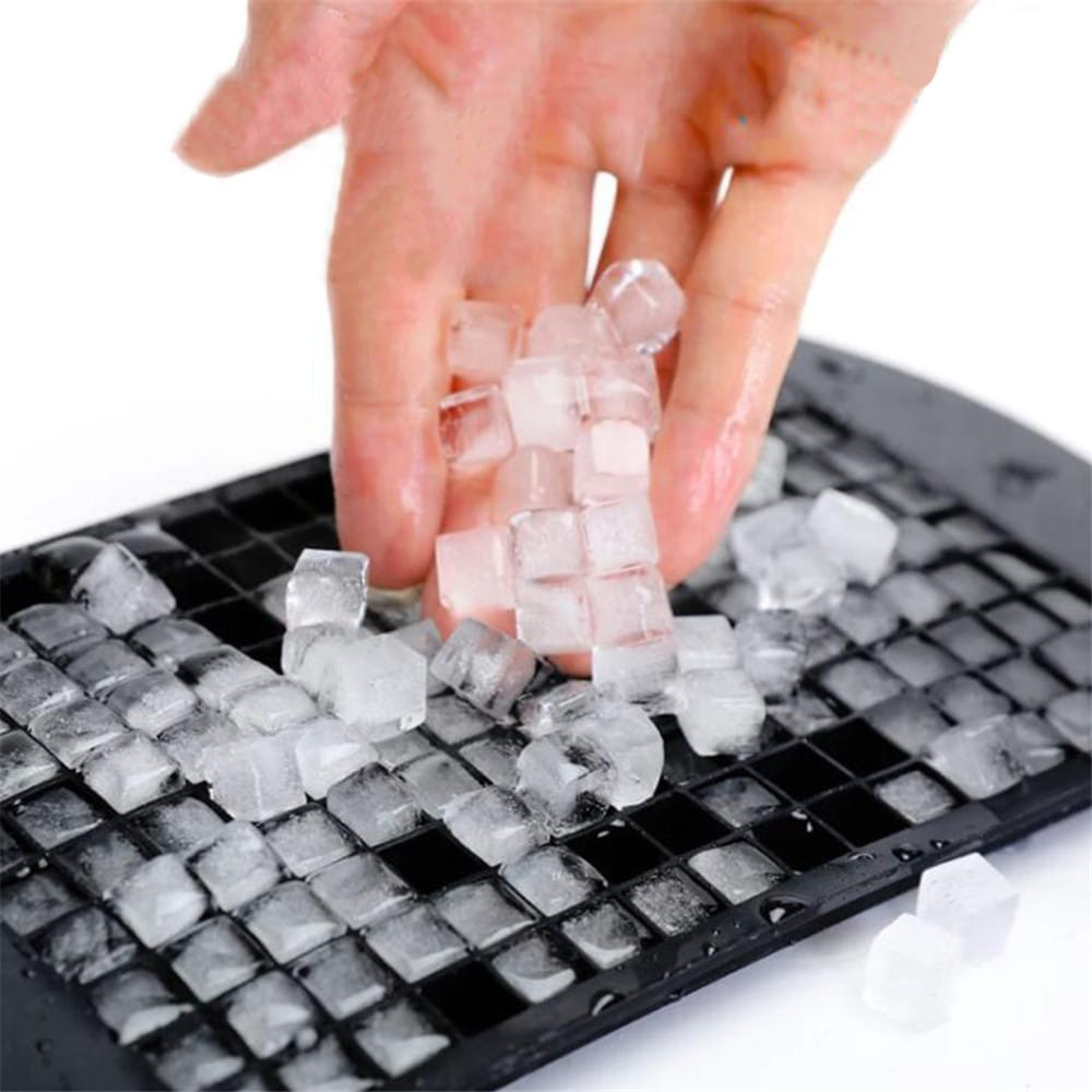 Moule à 160 mini glaçons – silicone grand rendement