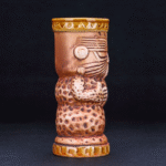 Mug Tiki totem – cocktail tropical sculpté