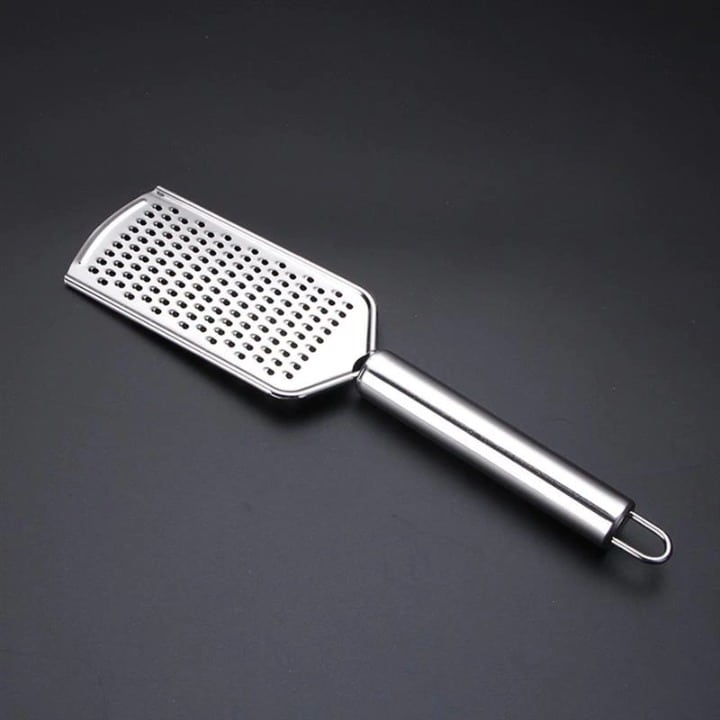 Lot de 4 râpes zesteurs inox – formats assortis