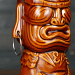 Mug Tiki Totem bicolore – céramique polynésienne
