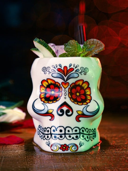 Verre à cocktail Tête de Mort – présentation spectaculaire