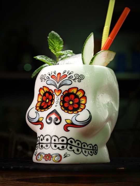 Verre à cocktail Tête de Mort – présentation spectaculaire