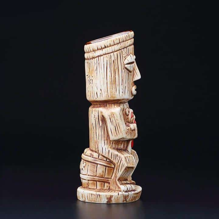 Mug Tiki totem en céramique – effet bois sculpté 22 cm