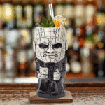 Mug Tiki Halloween – cocktail tropical sculpté