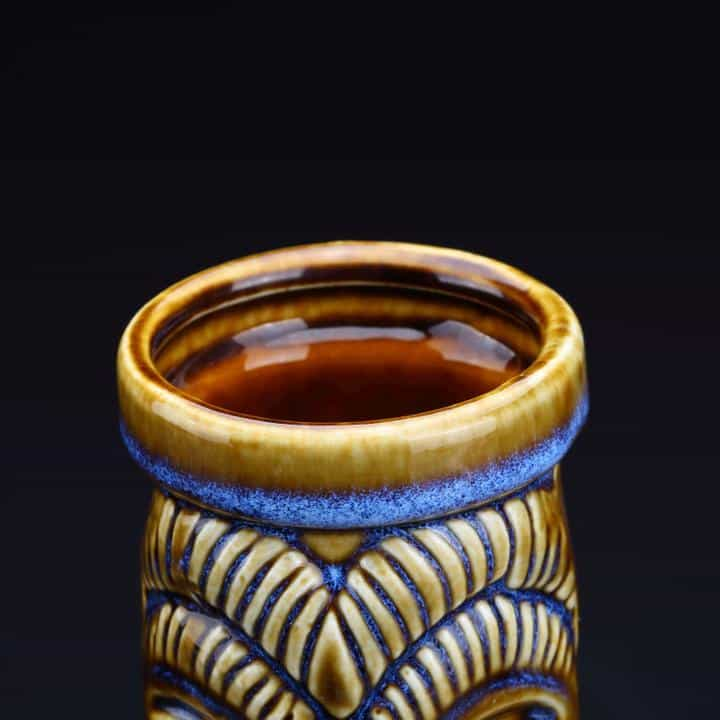 Mug Tiki marron 320 ml – céramique sculptée 17,2 cm