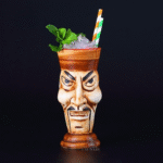 Mug Tiki Polynésien – cocktail tropical sculpté