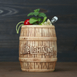Mug Tiki Tonneau – cocktail tropical sculpté