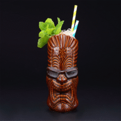 Mug Tiki nator – cocktail tropical sculpté – vue 1