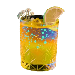 Verre à whisky garni d'un cocktail jaune nacré pétillant, rondelle de citron vert et fleurs blanches